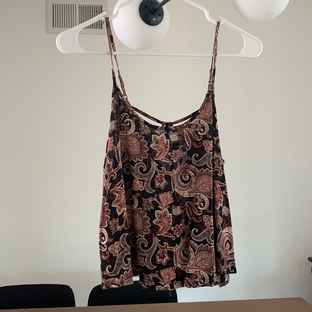 Paisley top